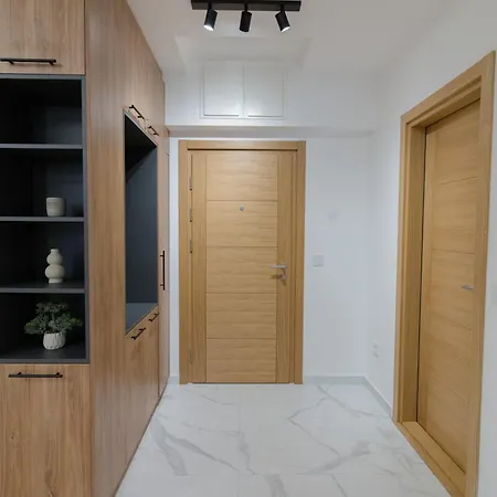 Apartament Balkan Square - S29 *