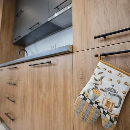 Balkan Square - S29 *