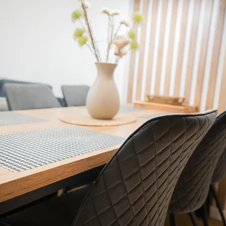 Balkan Square - S29 *