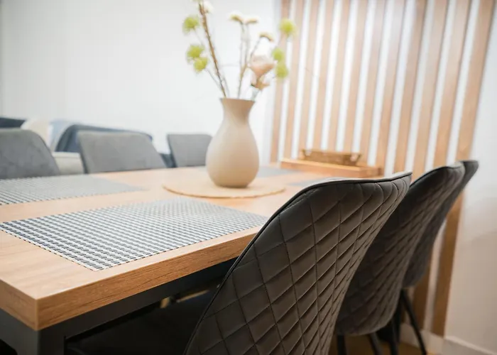 Balkan Square - S29 *